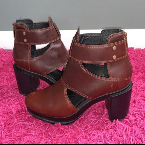 Sorel Margo Cutout Leather Fisherman Sandals Chunky Heel Zip Ankle Bootie - Picture 3 of 8